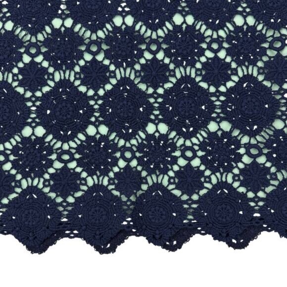 Vince Camuto Embroidered Pencil Skirt Size 2 - Picture 3 of 6